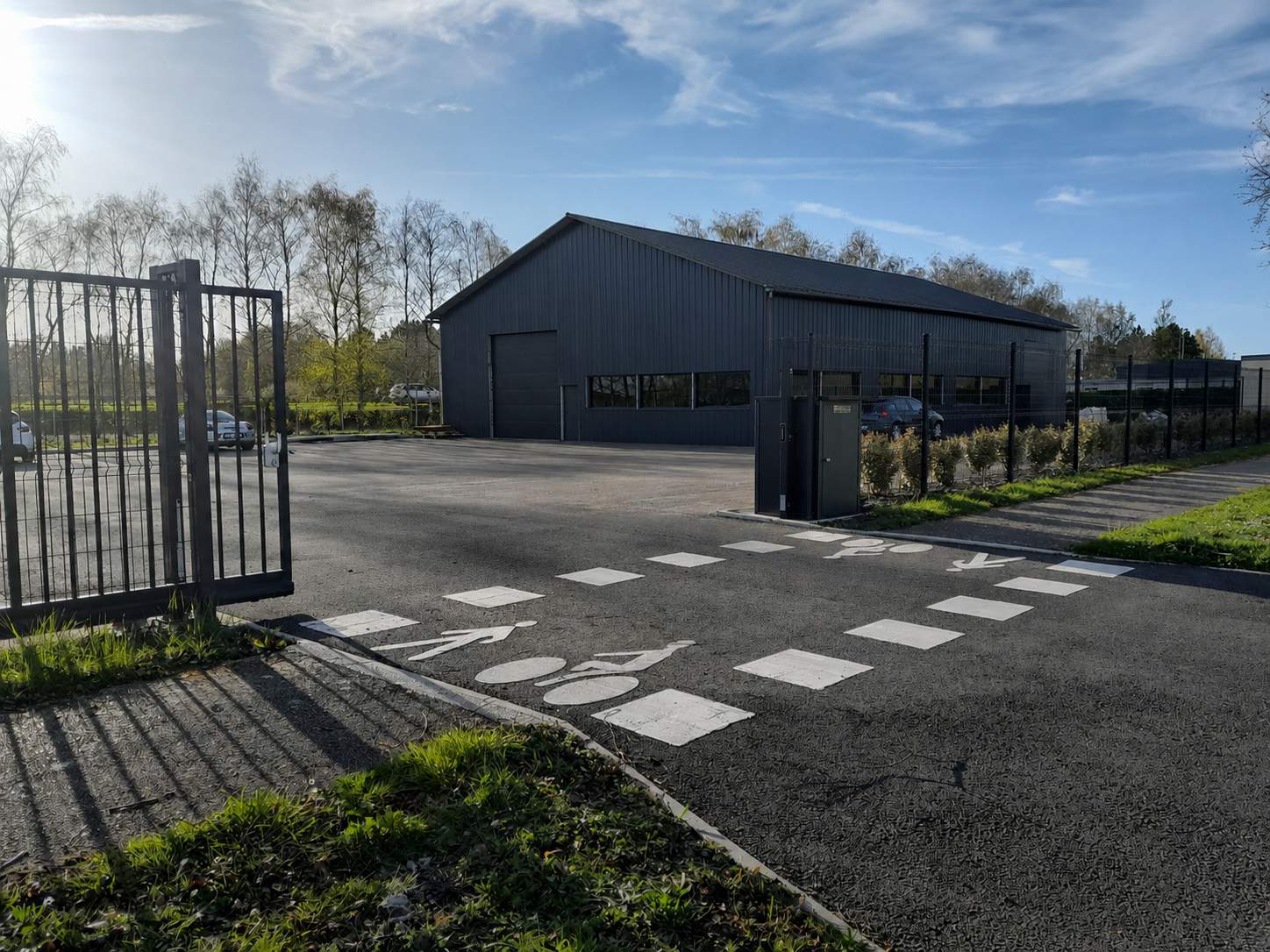 Le bâtiment de 380 m² de Pilotcontrol Engineering